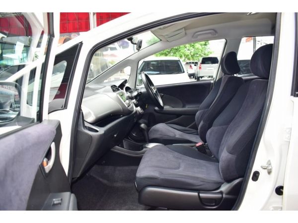 HONDA JAZZ 1.5S AUTO/ 2010 รูปที่ 4