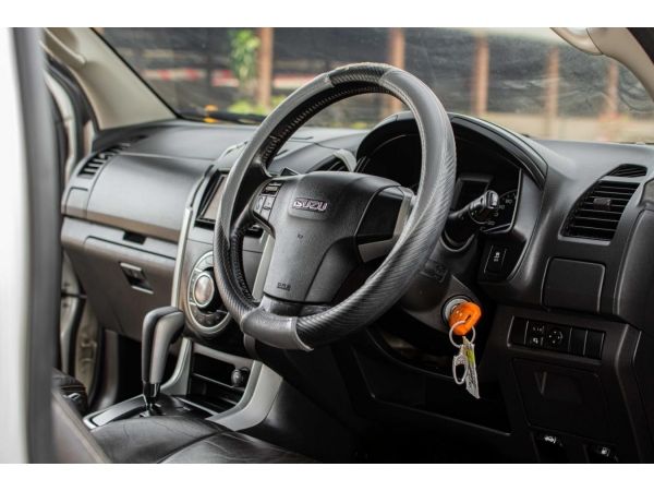 ISUZU D-MAX Hi-LANDER DOBLE CAB 3.0 Z Prestige Ddi VGS TURBO 2012 รูปที่ 4