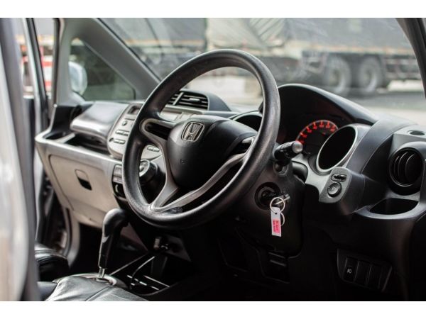 HONDA JAZZ HATCHBACK 5ประตู  1.5 V i-VTEC 2008 รูปที่ 4