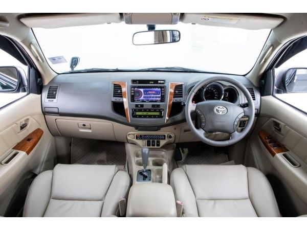 2011 TOYOTA  FORTUNER 2.7 V  2WD ผ่อน 4,329 บาท ถึงสิ้นปีนี้ รูปที่ 4