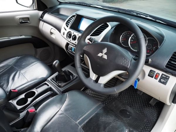 MITSUBISHI TRITON 2.4 GLS PLUS DOUBBLECAB(CNG) ปี 2012 เกียร์ MANUAL สภาพนางฟ้า รูปที่ 4