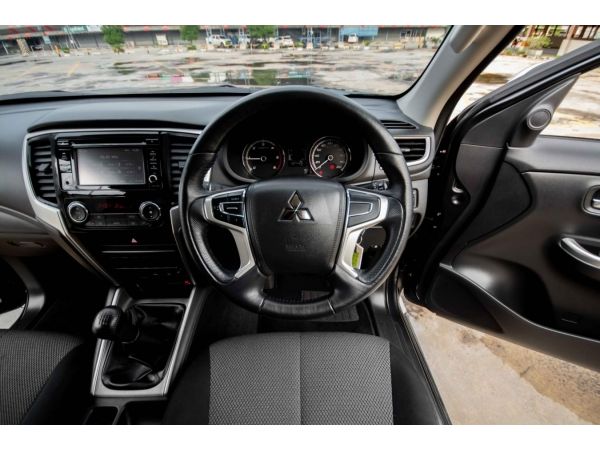 Mitsubishi Triton 2.4 GLS Plus CAB (NEW) 2019 M/T ดีเซล รูปที่ 4