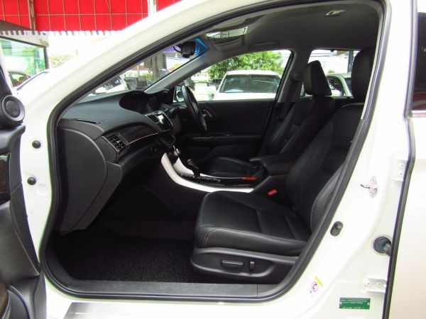 Honda accord 2.0EL/Navi 2013/Auto รูปที่ 4