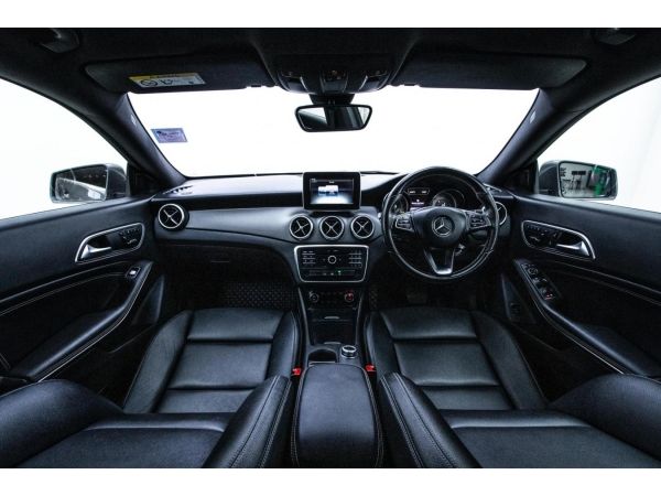 2016 MERCEDES-BENZ CLA 200 1.6  จอง 199 บาท ส่งบัตรประชาชน รู้ผลอนุมัติใน 1 ชั่วโมง รูปที่ 4