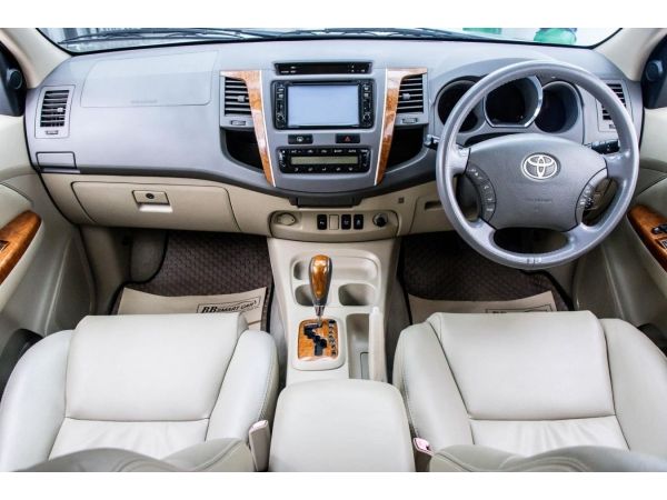 2010 TOYOTA  FORTUNER  3.0 V ผ่อน 6,283 บาท จนถึงสิ้นปีนี้ รูปที่ 4