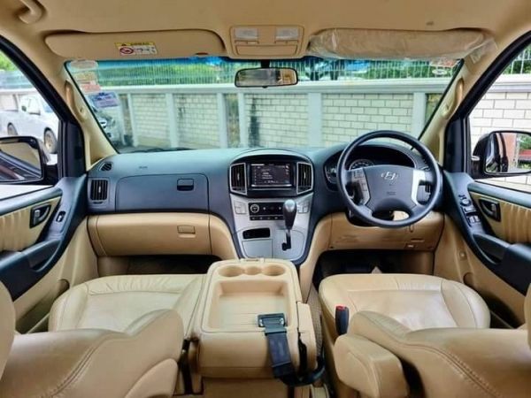 2017 HYUNDAI H-1 ELITE 2. 5   (Plus)​ 11 ที่นั่งครบ ดีเซล รูปที่ 4