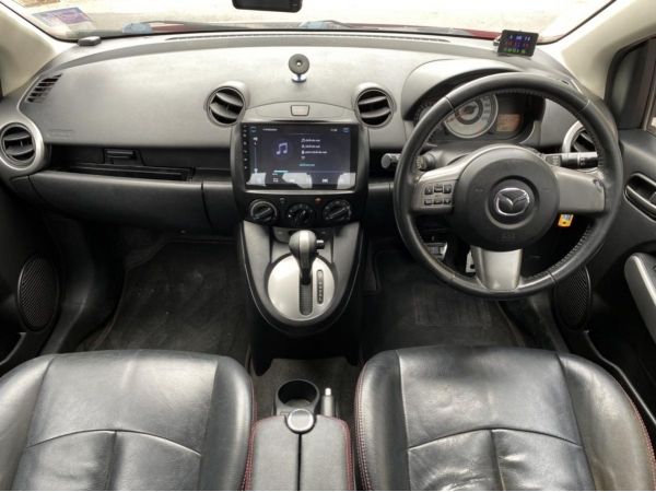 2012 Mazda2 hatchback 5 ประตู  1.5 Spirit Sport ผ่อนเพียง 5,xxx เท่านั้น รูปที่ 4