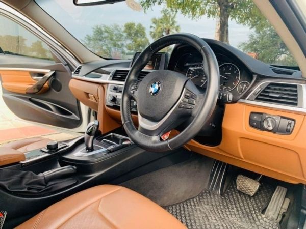 BMW SERIES 3 320d LUXURY MNC ICONIC LCI F30 2017 รูปที่ 4