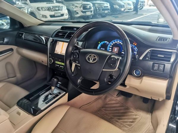 2012​ TOYOTA CAMRY 2.5 HV NAVI  เปลี่ยนแบตไฮบริดแล้ว เครดิตดีฟรีดาวน์ รูปที่ 4