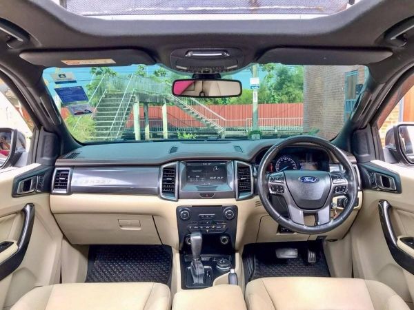 2016 FORD EVEREST 3.2 TITANIUM​ PLUS 4WD เครดิตดีฟรีดาวน์ รูปที่ 4