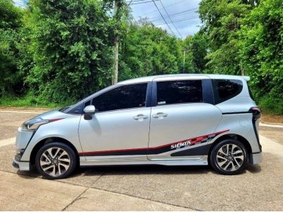 Toyota sienta 1.5 V Auto Top สุด MY2016 จด 2017 รูปที่ 4