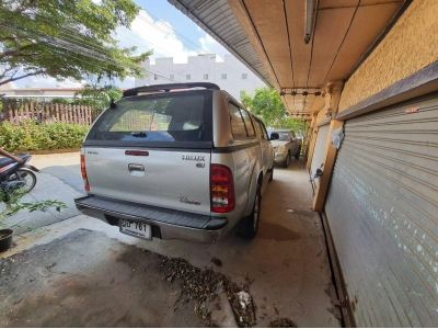 TOYOTA HILUX VIGO 4ประตู PRERUNNER 2.5 E เกียรธรรมดา ปี2010 (2553) รูปที่ 4