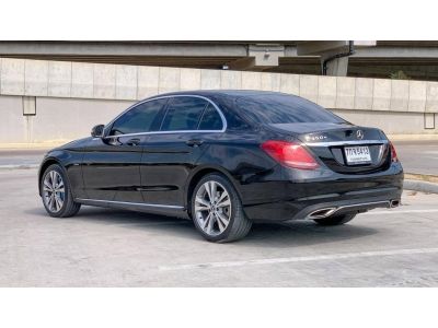 2017 Mercedes-Benz C350e Avantgarde Plug in Hybrid W205 เครดิตดีฟรีดาวน์ ดอกเบี้ยเริ่มต้น 2.79% รูปที่ 4