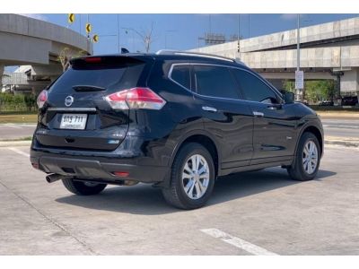 2016 NISSAN X-TRAIL 2.0​ V HYBRID 4WD  เครดิตดีฟรีดาวน์ รูปที่ 4