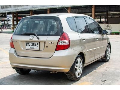 Honda Jazz 1.5 E โฉม GD 7 Speed mode เบนซิน A/T รูปที่ 4