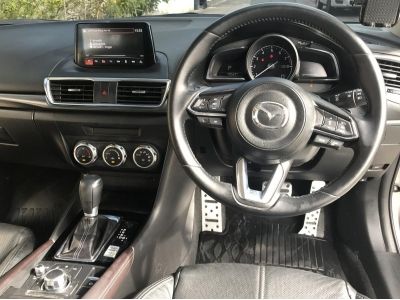 MAZDA 3 2.0 SP Sedan 4Dr ปี 2017 รูปที่ 4