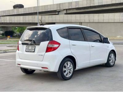 2012 HONDA JAZZ 1.5 i-VTEC V  เครดิตดีฟรีดาวน์ รูปที่ 4