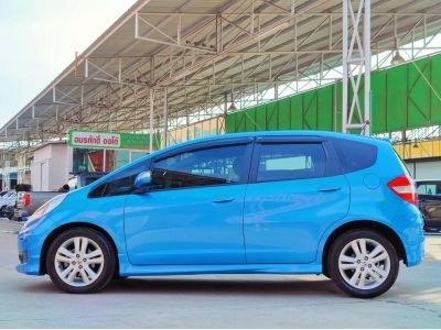 2012 Honda Jazz 1.5SV TOP เครดิตดีฟรีดาวน์ รูปที่ 4