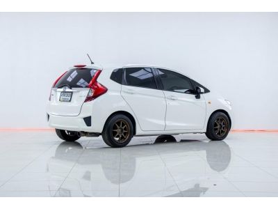 2015 HONDA JAZZ 1.5S  ผ่อน 4,190 บาท 12เดือนแรก รูปที่ 4