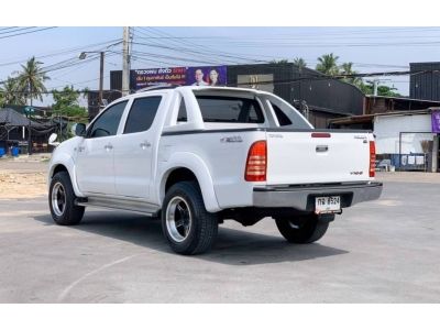 2010 TOYOTA HILUX VIGO, 2.5 E DOUBLE CAB PRERUNNER รูปที่ 4