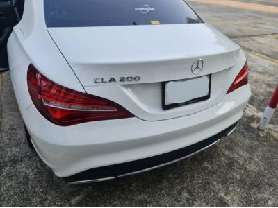 Mercedes-Benz CLA200 Urban 2018 รุ่น Facelift เจ้าของขับเองไมล์แค่ 17,000 กม รูปที่ 4