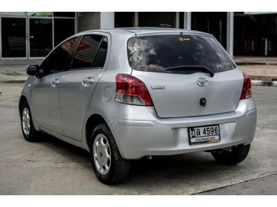 TOYOTA Yaris 1.2 E 2010 A/T สีเทา เบนซิน รูปที่ 4