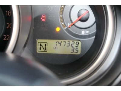 nissan tiida 1.8 g 5 ประตู hatchback auto ปี2008 รุ่นท๊อป abs airbagคู่ สีน้ำตาล รูปที่ 4