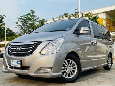 2015 HYUNDAI H1 DELUXE 2.5 DESEL เครดิตดีฟรีดาวน์ รูปที่ 4