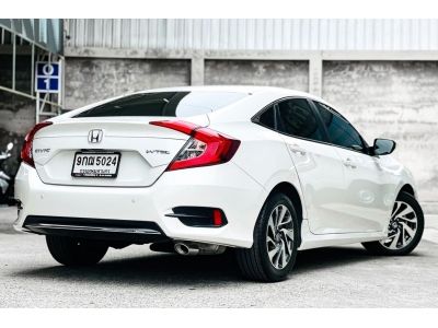 2019 Honda Civic FC 1.8E เครดิตดีฟรีดาวน์ รูปที่ 4