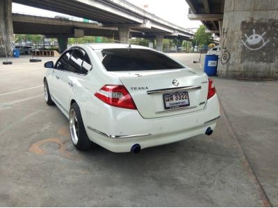 2010 NISSAN TEANA 200XL สีขาว รถสวยน่าใช้ ไม่แก๊ส รูปที่ 4