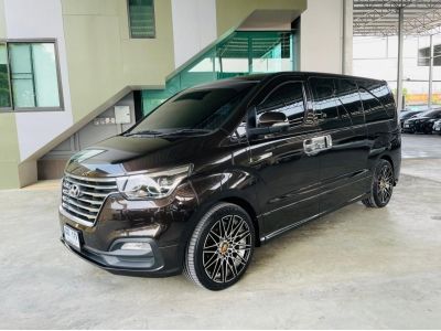 2019 HYUNDAI H1 2.5 DELUXE เครดิตดี จัดได้เต็ม รูปที่ 4