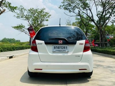 Honda Jazz 1.5V 2013 รูปที่ 4