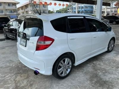 Honda jazz 1.5 ออโต้ รุ่นท็อป ปี 2011 รูปที่ 4