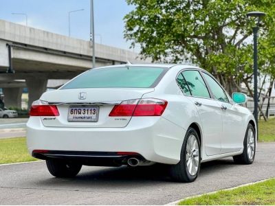 2013 HONDA  ACCORD 2.0 EL NAVI  ฟรีดาวน์ ดอกเบี้ย 2.79% รูปที่ 4