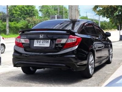 Honda Civic FB 1.8S i-VTEC A/T ปี2013 รูปที่ 4