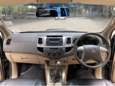 TOYOTA VIGO 2.5E PRERUNNER 4ประตู เกียร์ธรรมดา รูปที่ 4