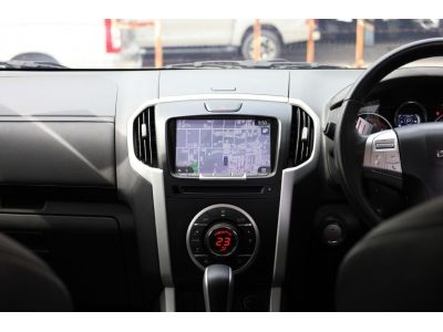 2019 ISUZU MU-X 3.0 DVD NA AUTO ฟรีดาวน์ ไมล์แท้ 1 แสน รูปที่ 4