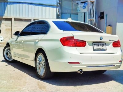 2013 BMW Series3  320d 2.0 Luxury เครดิตฟรีดาวน์ รูปที่ 4