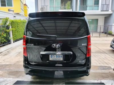 ด่วน ๆ Hyundai H1 2.5 Elite ปี2015จด16 รถพึ่งเข้ามาเลย รูปที่ 4