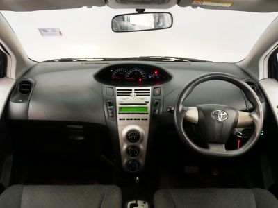 TOYOTA YARIS 1.5E เกียร์AT ปี12 รูปที่ 4