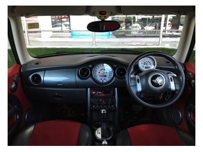 MINI COOPER 1.5 เกียร์AT ปี04 รูปที่ 4