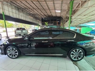 2017 Honda ACCORD 2.0 EL i-VTEC รถเก๋ง 4 ประตู รถบ้านแท้ รูปที่ 4