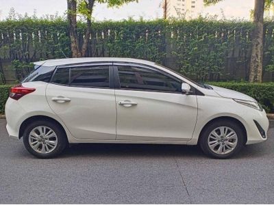 Toyota Yaris 1.2E ปี 2018 สีขาว รูปที่ 4