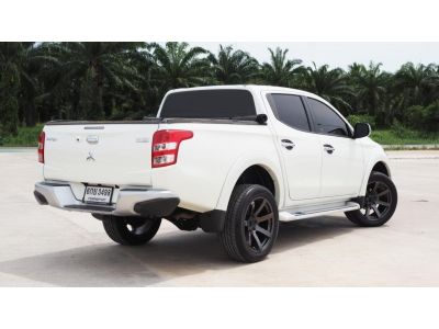 Mitsubishi Triton 2.4 GLS A/T ปี 2017 รูปที่ 3