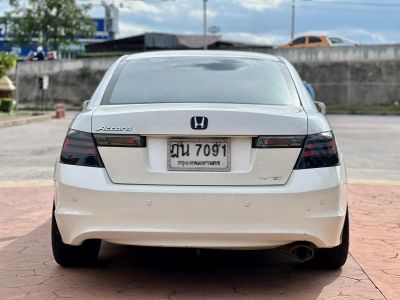 2010 HONDA ACCORD 2.0 EL รูปที่ 4