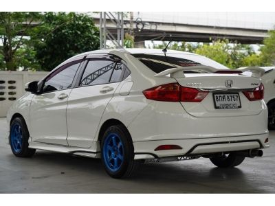 2016 Honda city 1.5V a/t รูปที่ 4