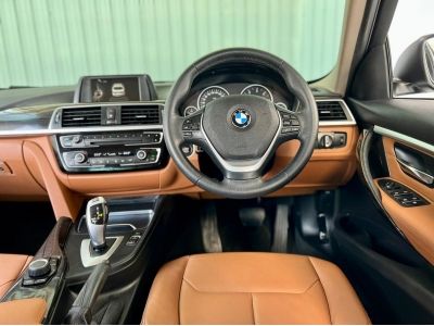 BMW 320d LUXURY โฉม F30 ปี2017 รูปที่ 4