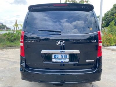 2016 HYUNDAI H1 DELUXE 2.5 เครดิตดีฟรีดาวน์ รูปที่ 4