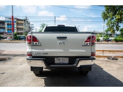 2015 Mazda BT-50 2.2 PRO ตัวสูง 4ประตู ออโต้  รถสวยมากน่าใช้ รูปที่ 4