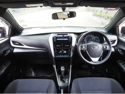 TOYOTA YARIS 1.2 E CVT ปี 2018 รูปที่ 4